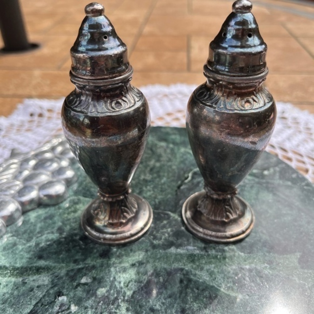 Antique vintage silver plated salt and pepper shaker